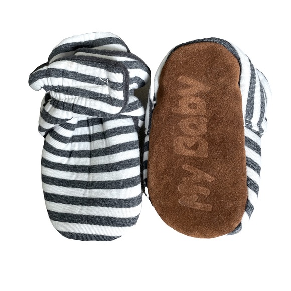 Baby Non-Slip Booties - Picture 2 of 5